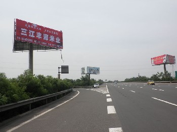 山西擎天柱广告；太原擎天柱广告；山西亿路通传媒擎天柱广告供